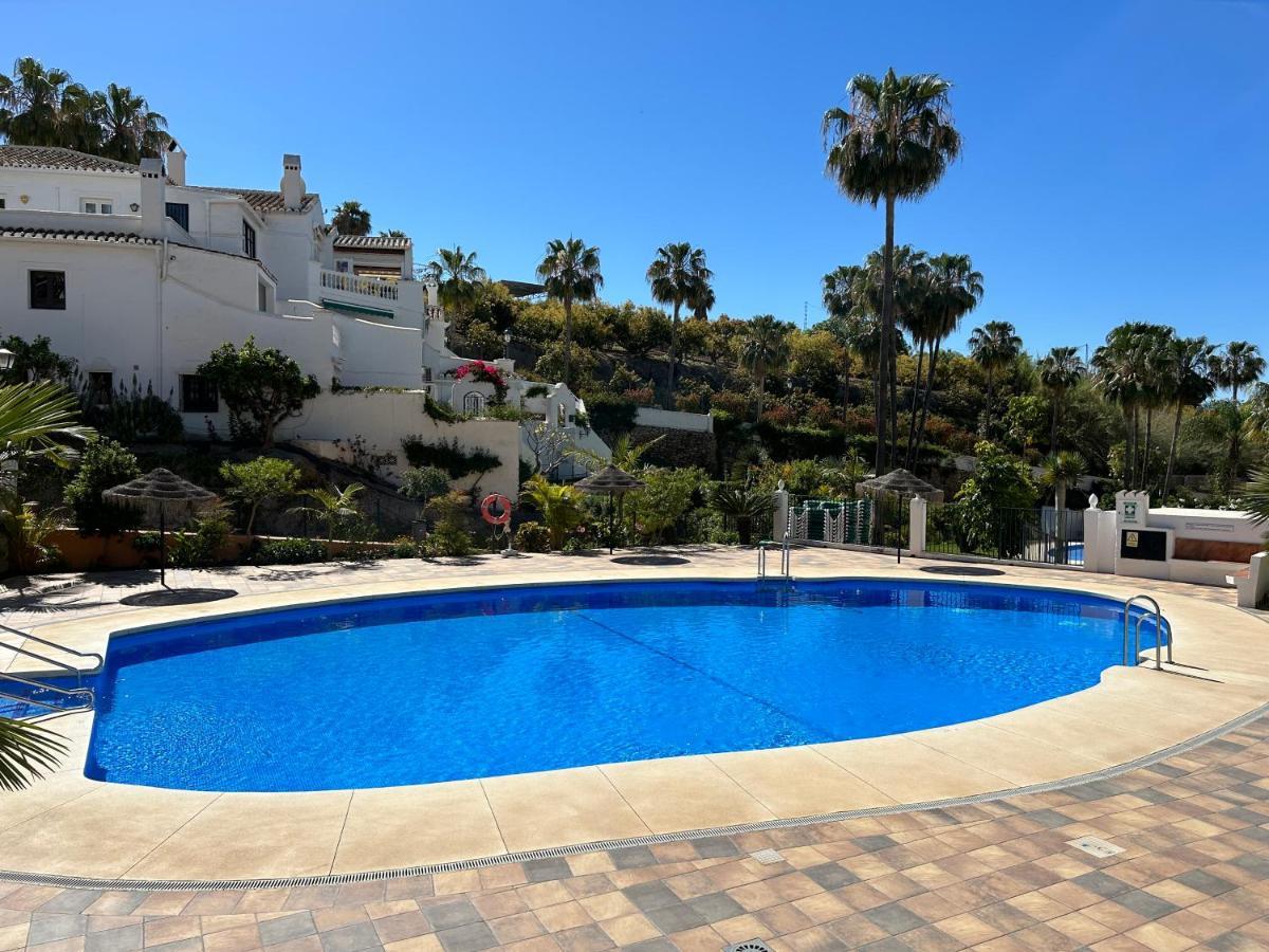 Сasa de vacaciones Casa Con Terraza Y Hermoso Jardín Comunal Nerja