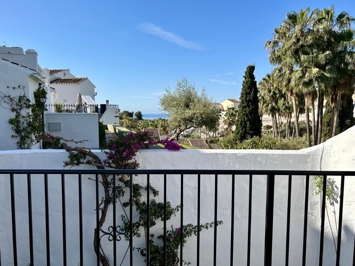 Casa Con Terraza Y Hermoso Jardín Comunal Сasa de vacaciones *