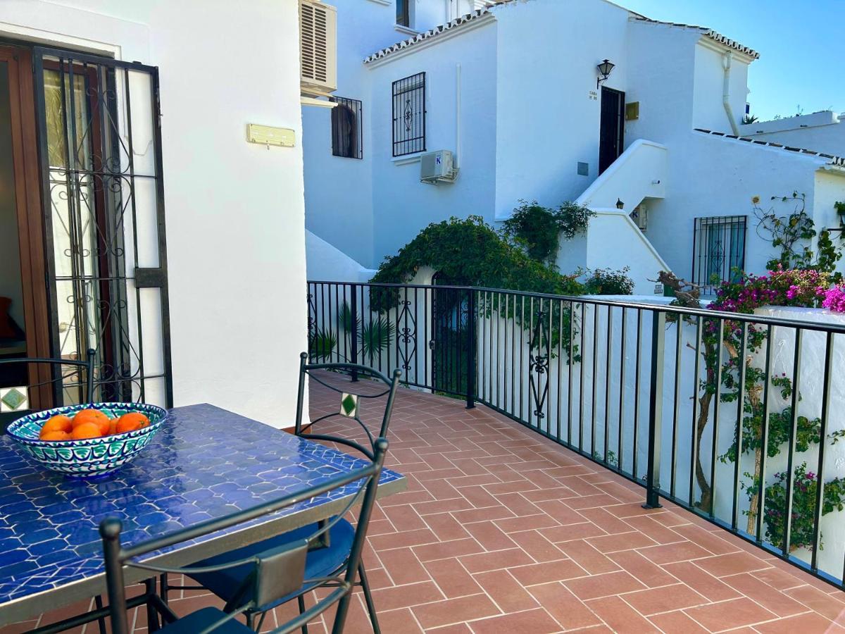 Casa Con Terraza Y Hermoso Jardín Comunal Сasa de vacaciones *