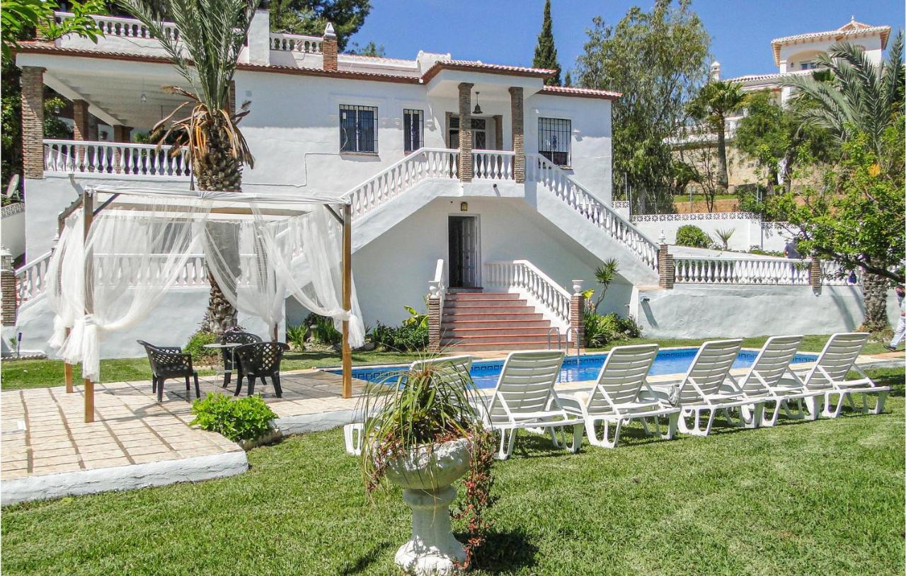 4 Bedroom Gorgeous In Frigiliana *