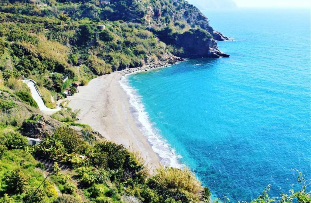 Casa Con Bonitas Vistas En Cerca De Burriana Nerja
