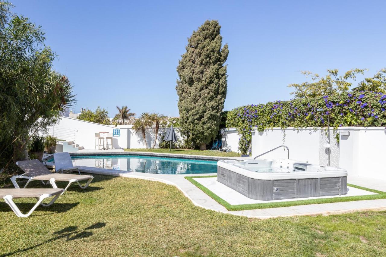 Sai Gayatri Apartamento