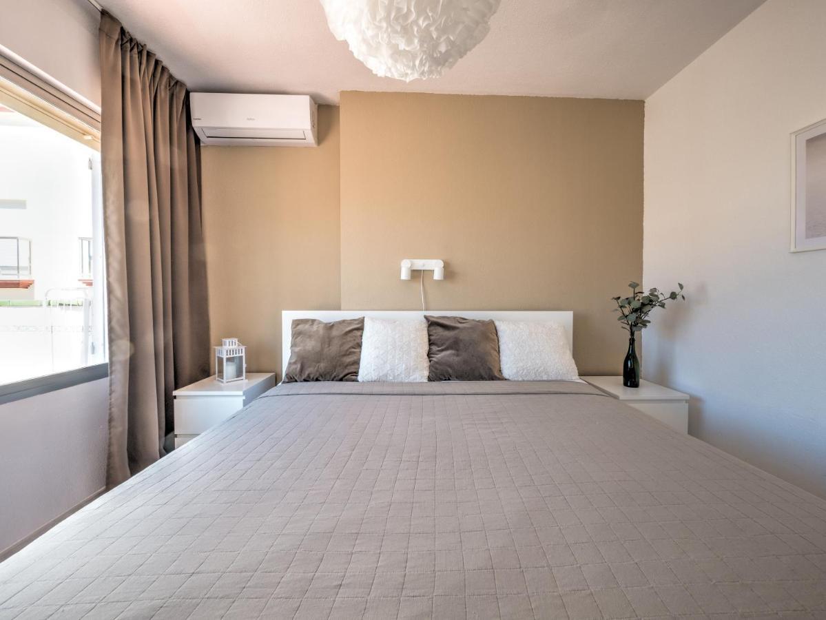 Apartamento Fantastic Penthouse With Roof Terrace In The Heart Of Nerja