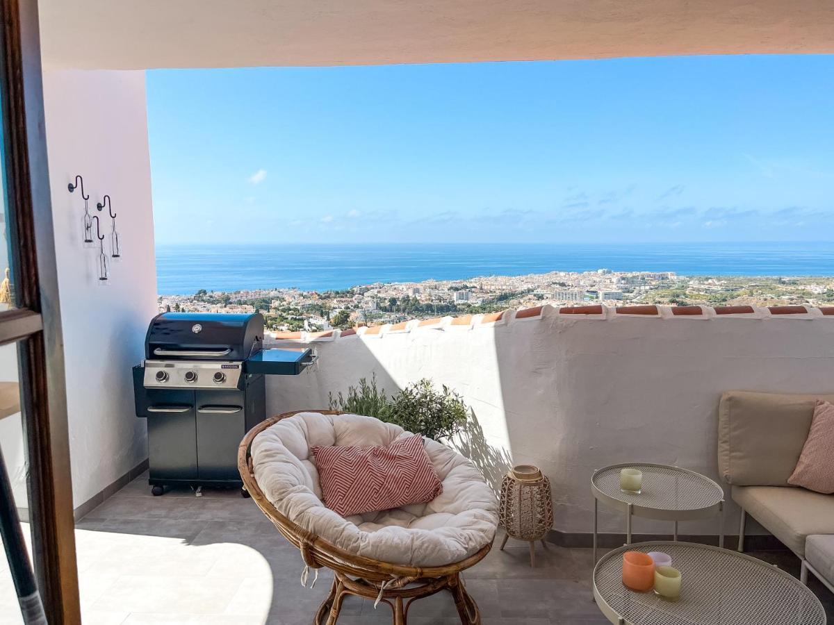 Exclusive With Nerjas Biggest Pool Apartamento *