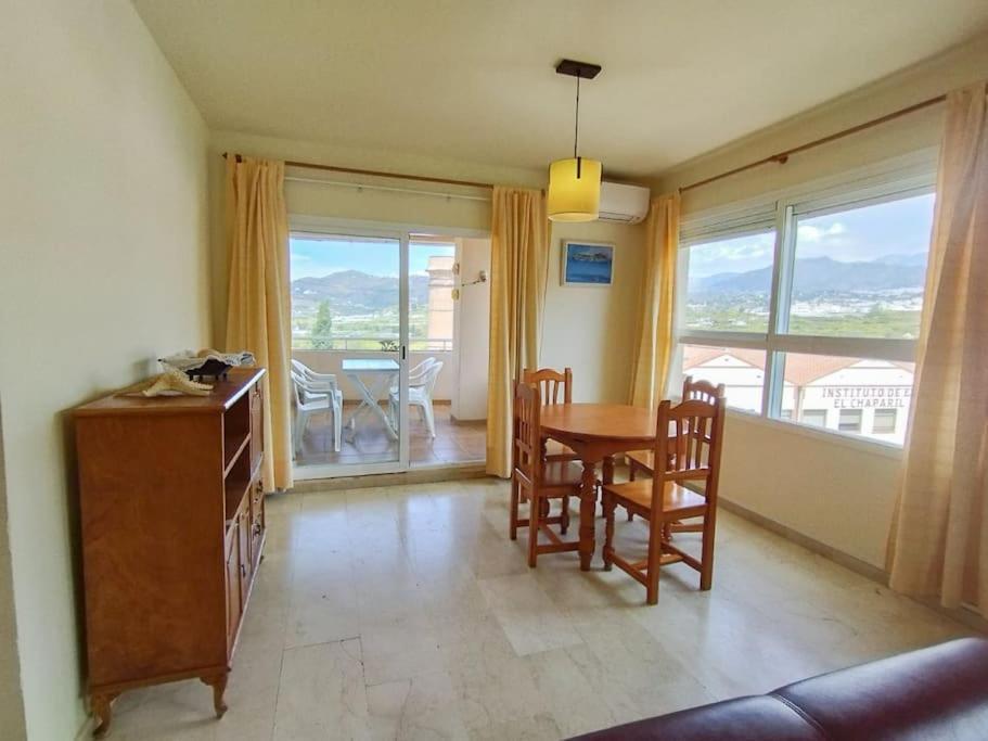 Spacious 4 Bedroom With Parking In Town Centre, Nerja