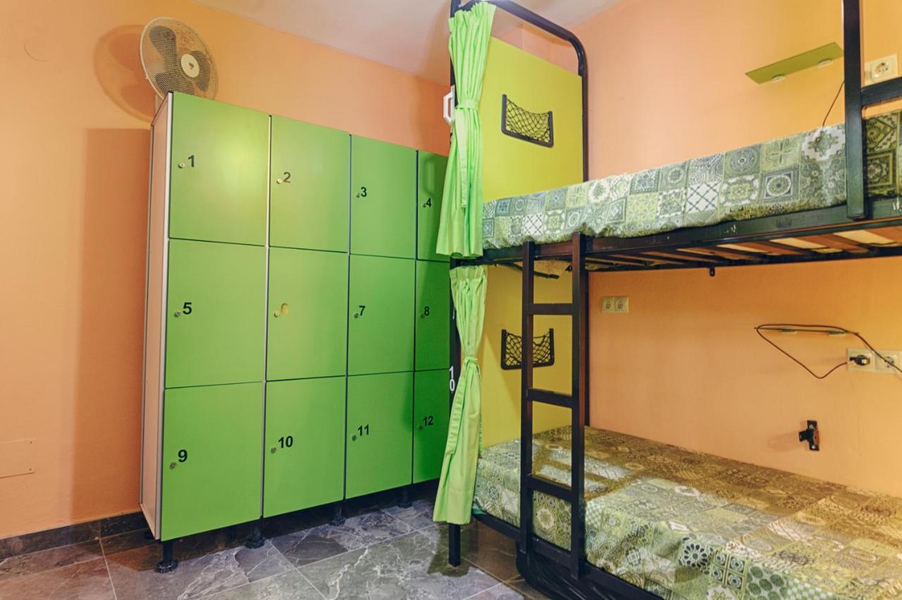 Hostel Charming *