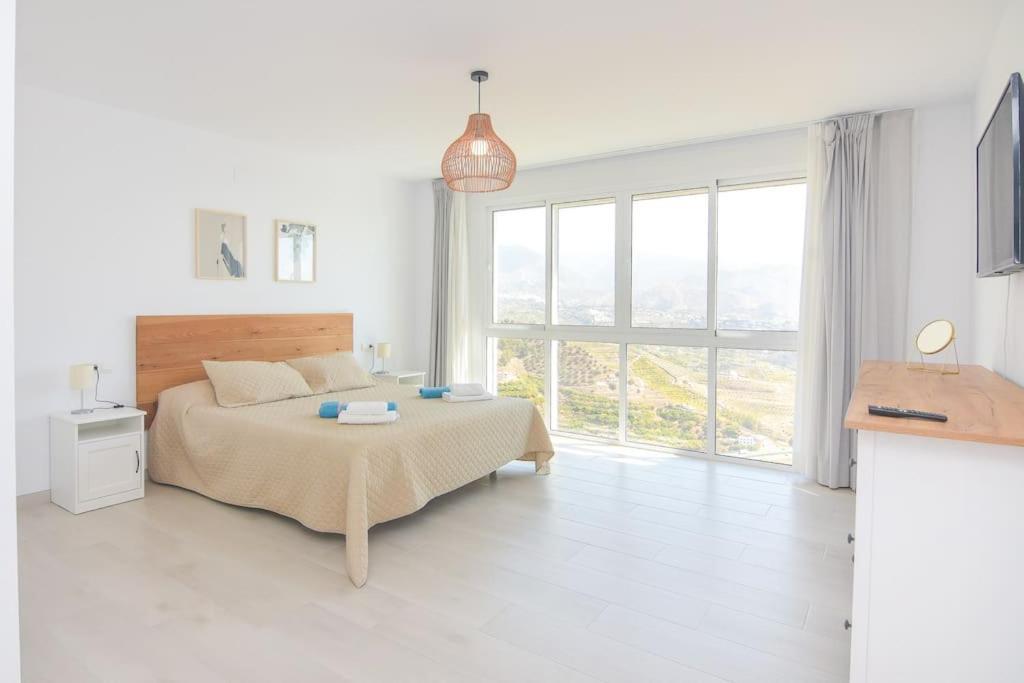 Villa Gran Con Bonitas Vistas *