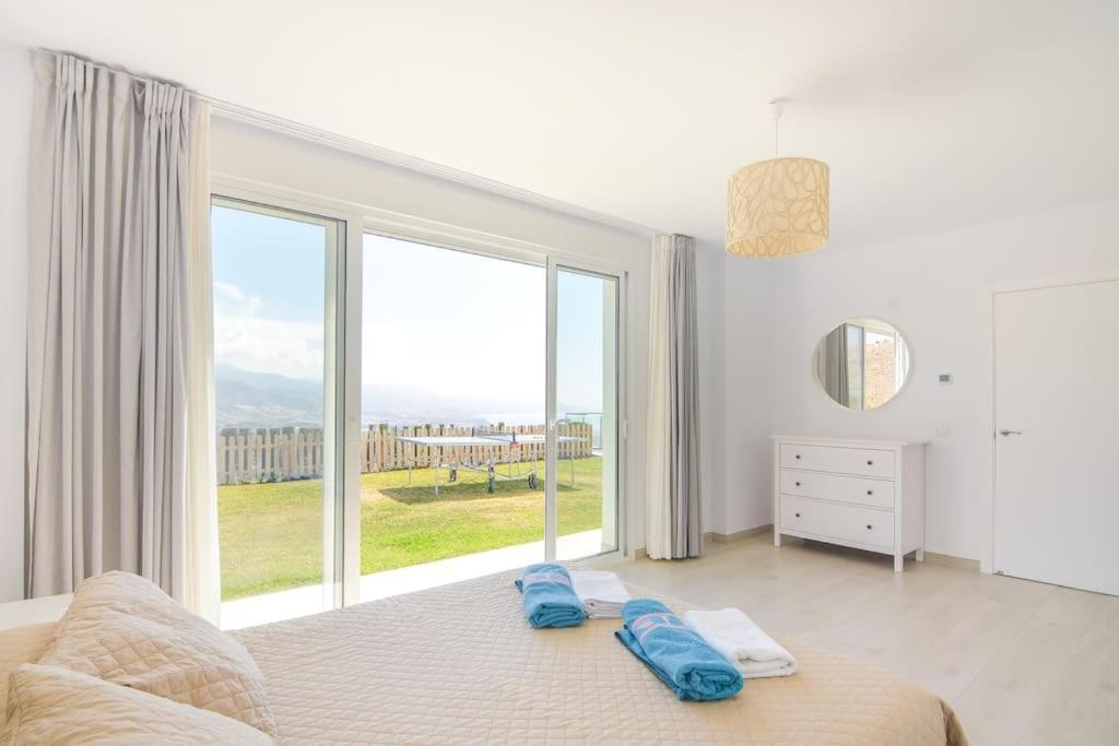 Gran Con Bonitas Vistas Villa