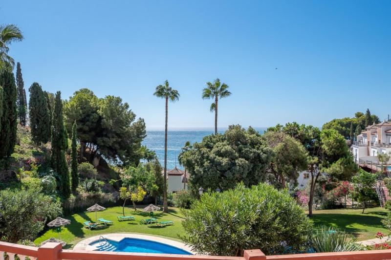 La Amapola, A Little Oasis With Sea View, 200 Meters From The Beach. Apartamento Nerja