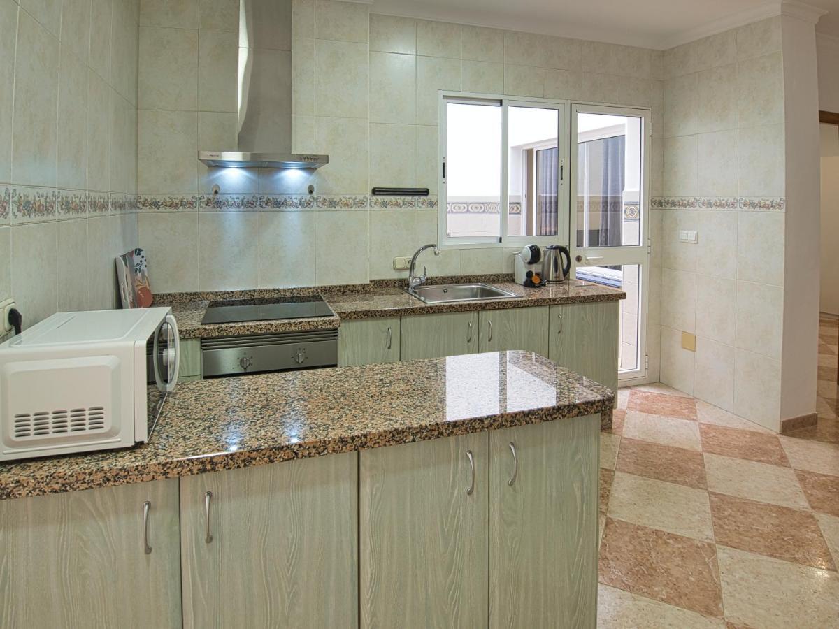 Orange Square Apartment