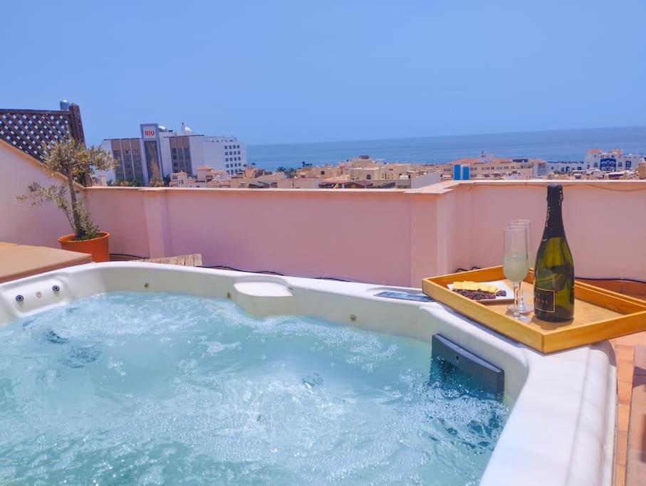 Apartamento Penthouse With Jacuzzi And Spectacular Sea Views Nerja