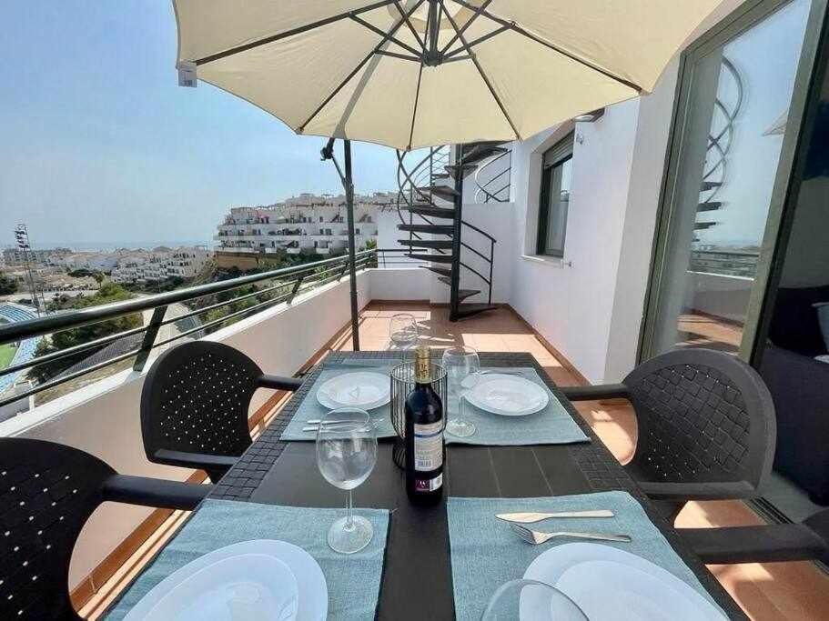 Atico Con Vistas Al Mar Y En Apartamento