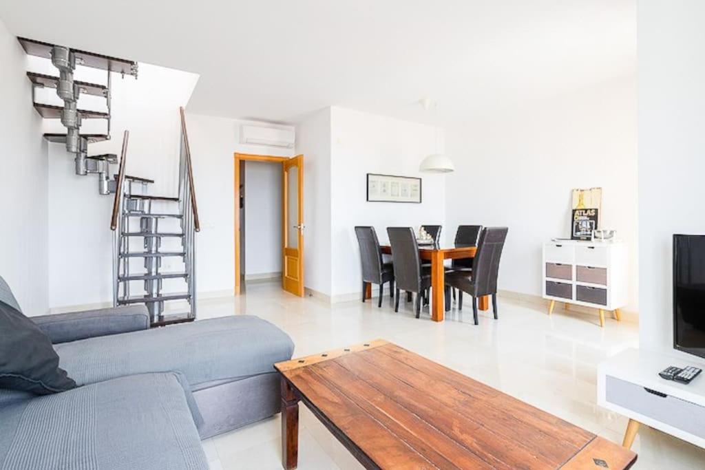 Apartamento Penthouse With Jacuzzi And Spectacular Sea Views