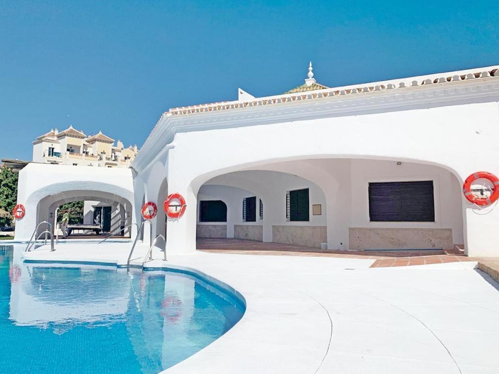 Apartamento Stunning Duplex In Capistrano Playa, *