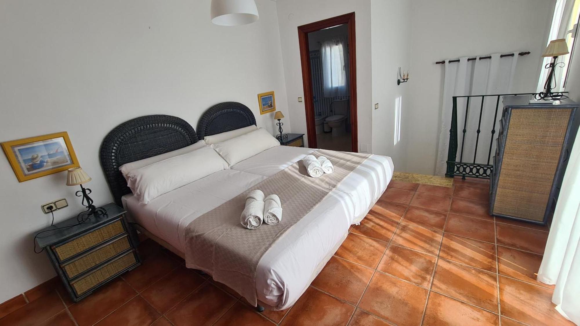 Tamango Hill Silhouse Villa *