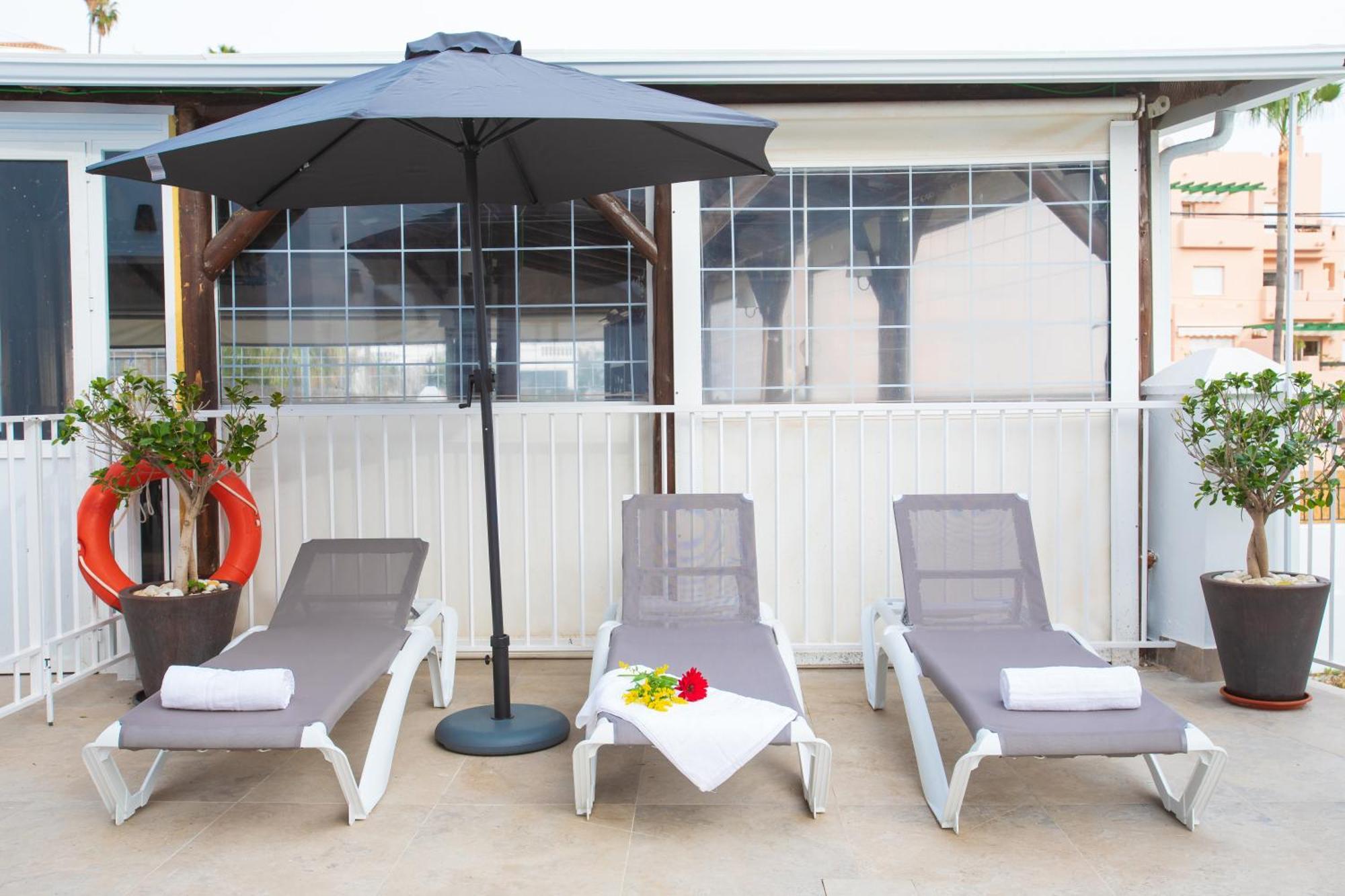 Boutique Playa Burriana Guest house