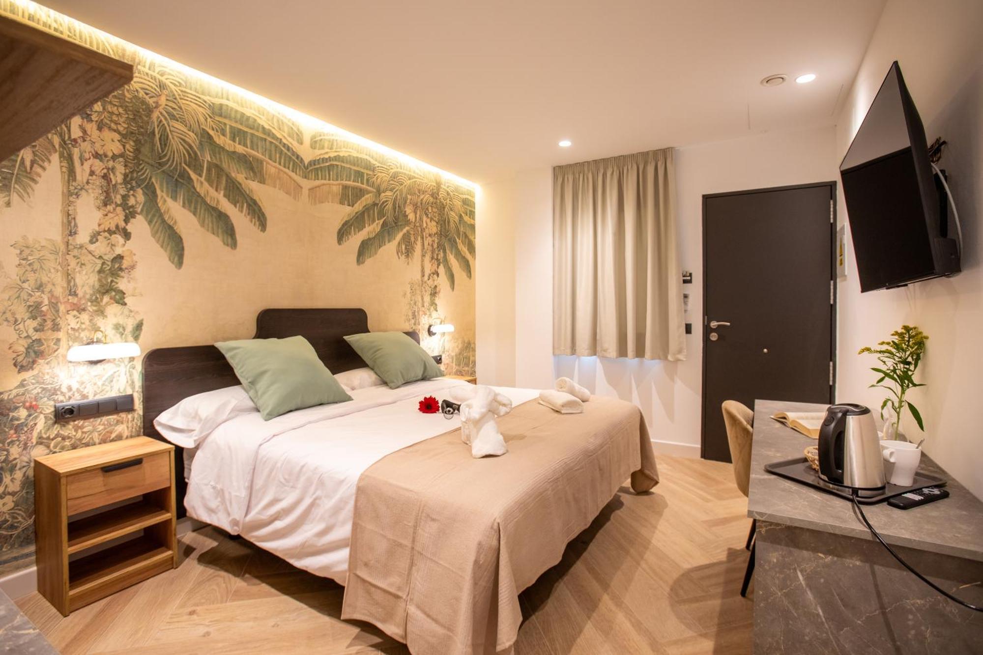 Boutique Playa Burriana Nerja