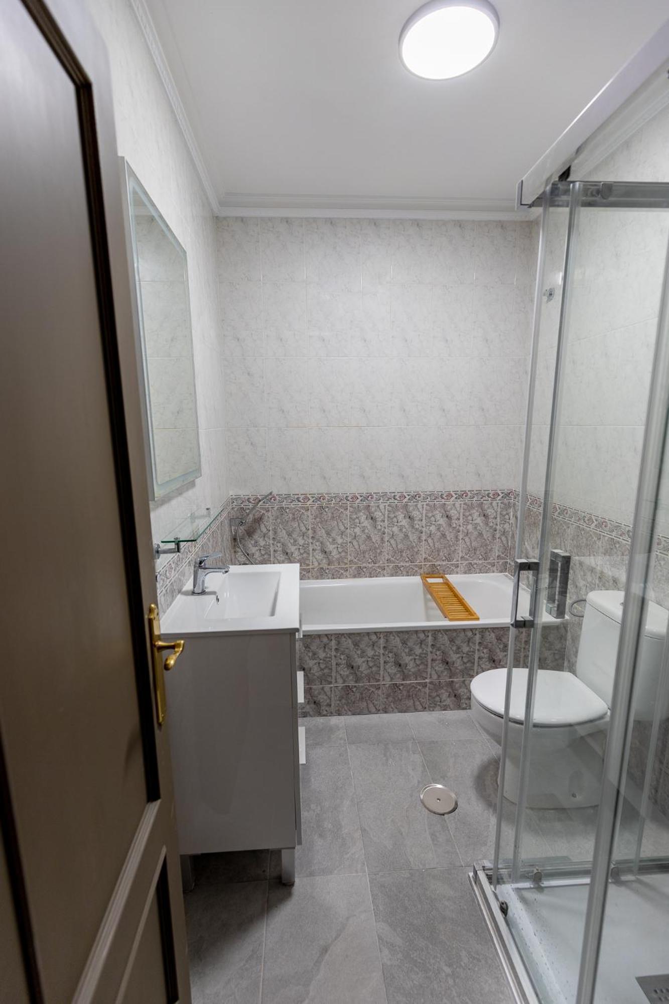 Driftwood 2 Bedroom - Earthy, Peaceful, Calm Apartamento Nerja