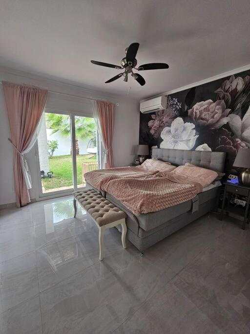 Belgica Villa Nerja