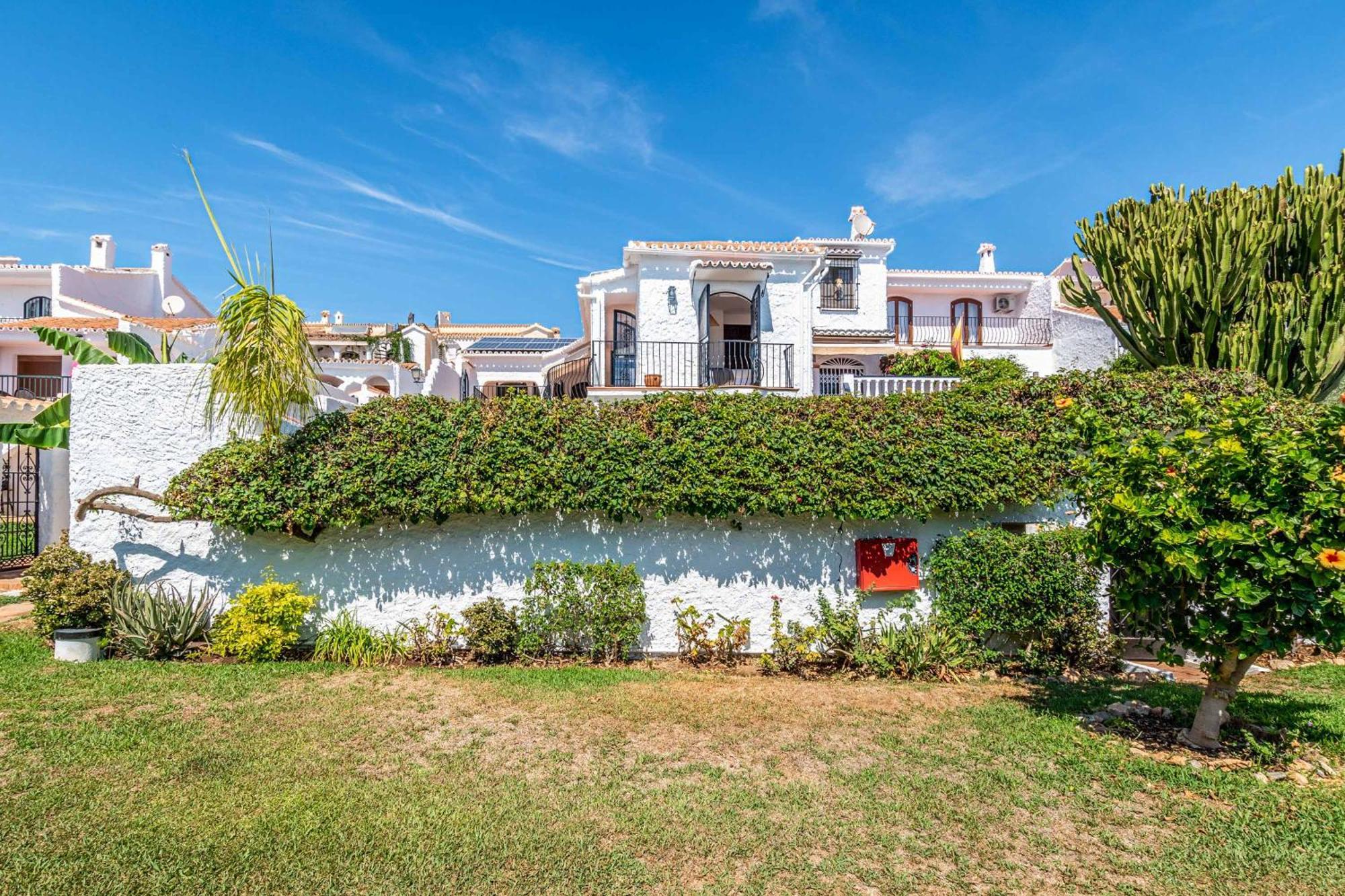 El Olivo De Capistrano * Nerja