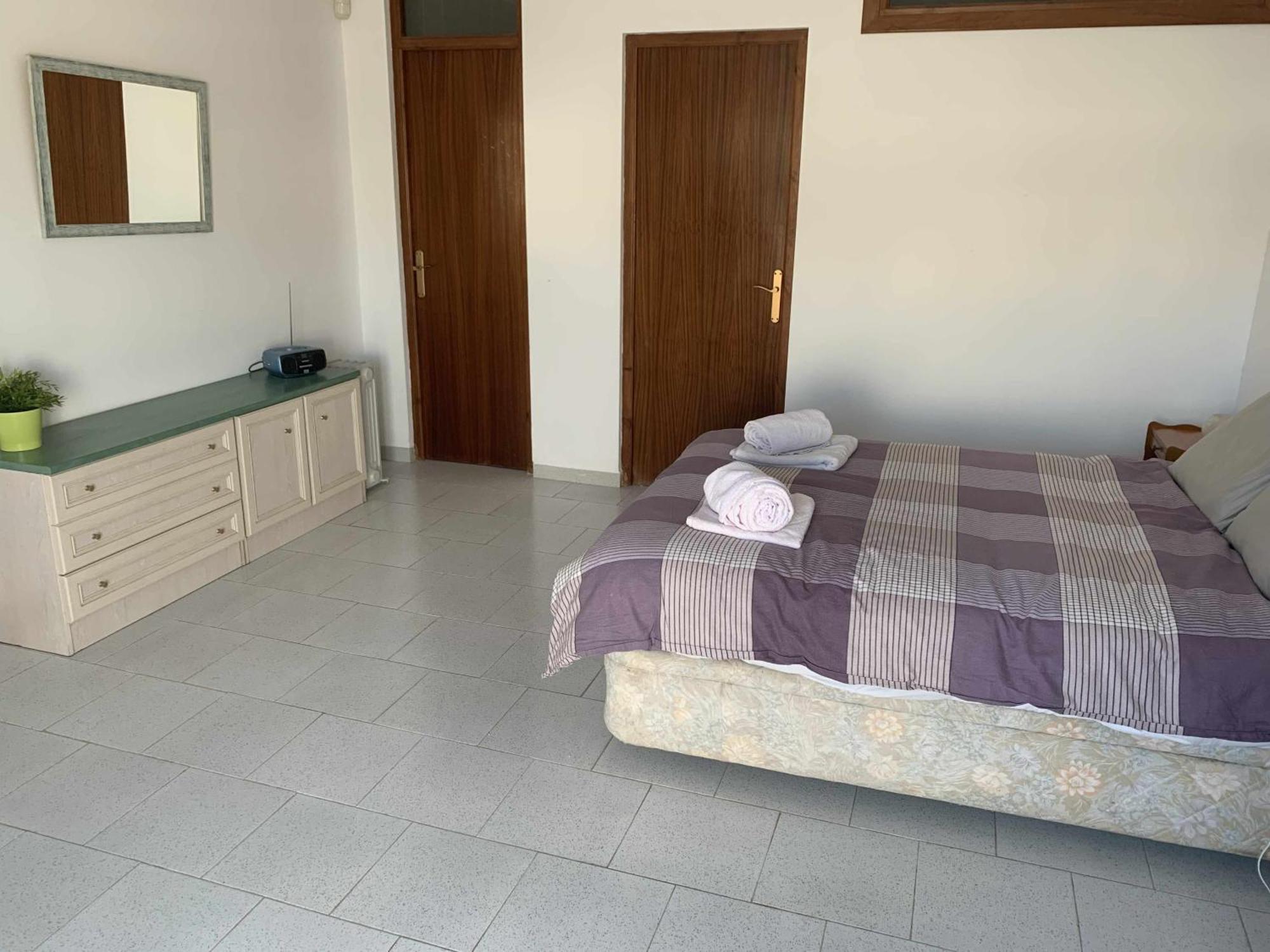 Holiday home Casa Kaluel Adosado Blanco