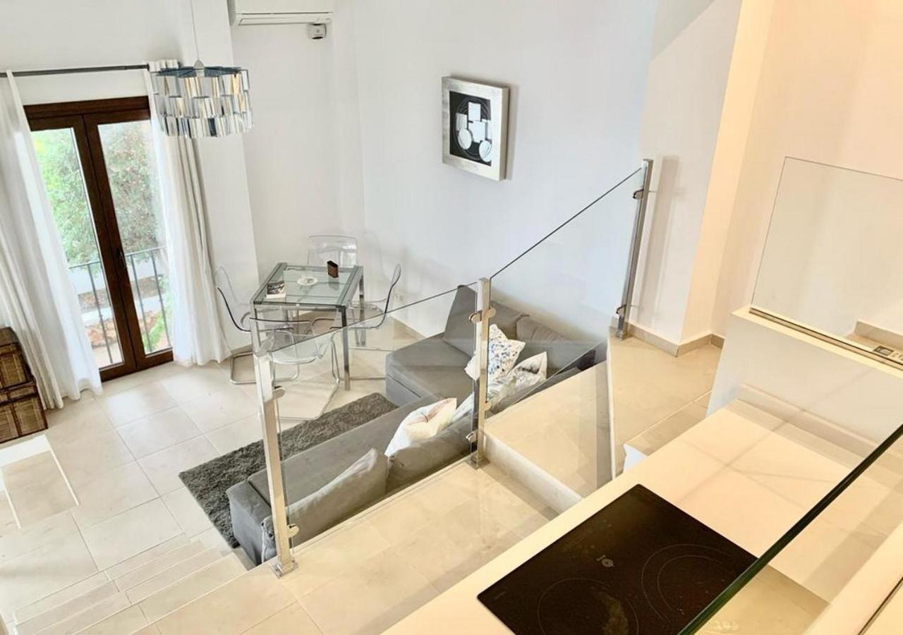 Apartamento Stunning Duplex In Capistrano Playa, *