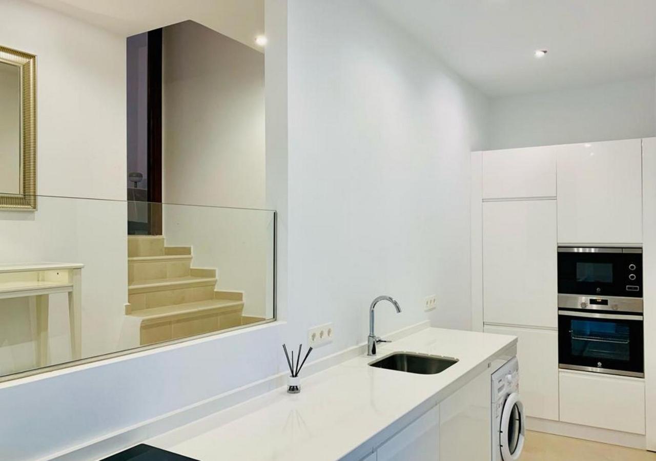 Stunning Duplex In Capistrano Playa, Apartamento *