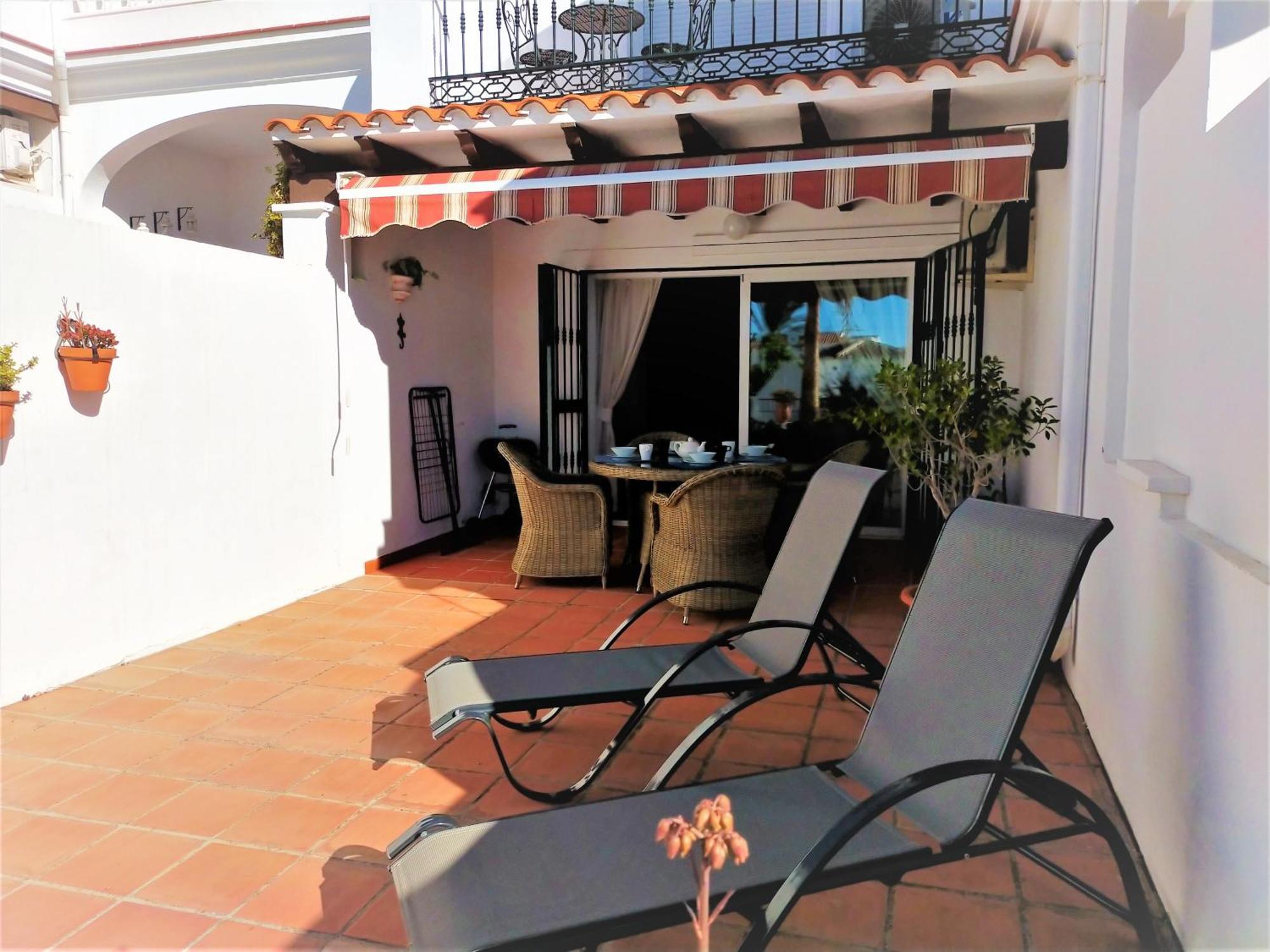 Pousada Casa Cipreses 6 *