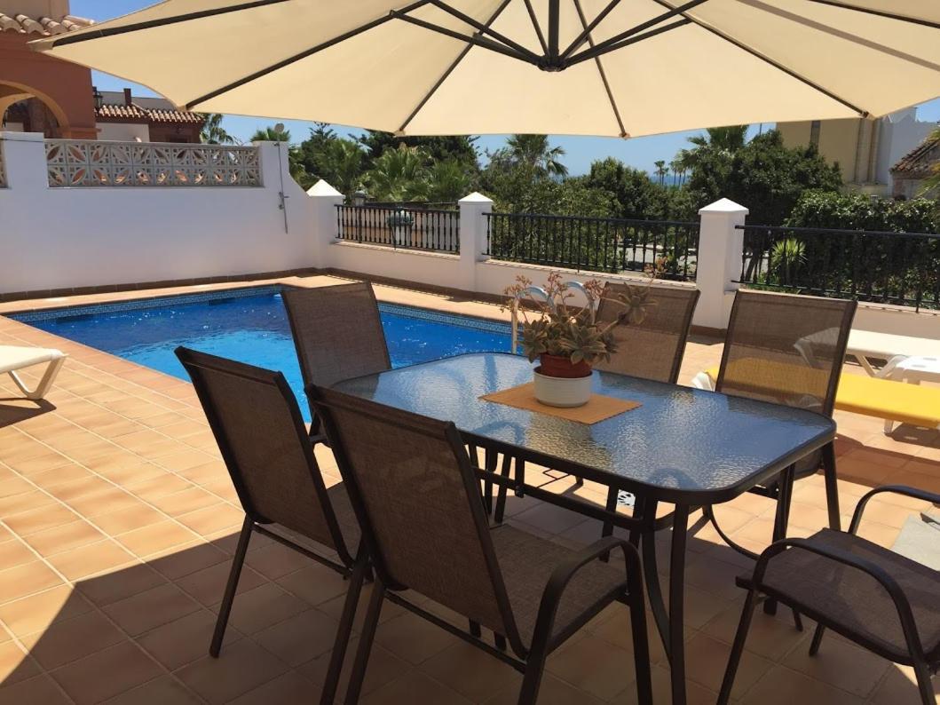 Casa Rosi, Vistas Al Mar, Piscina Privada Y A/a * Nerja