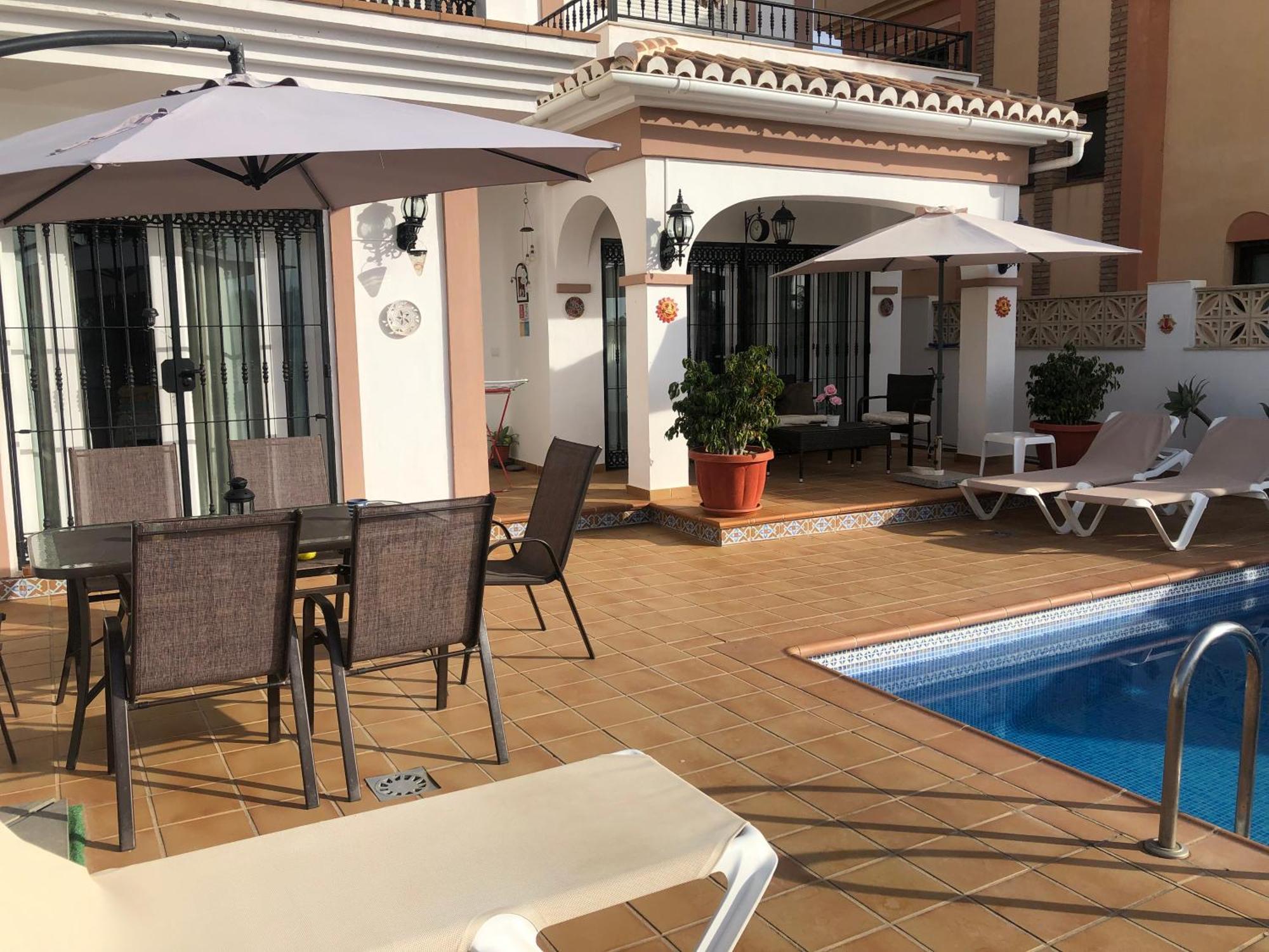 Casa Rosi, Vistas Al Mar, Piscina Privada Y A/a Сasa de vacaciones Nerja