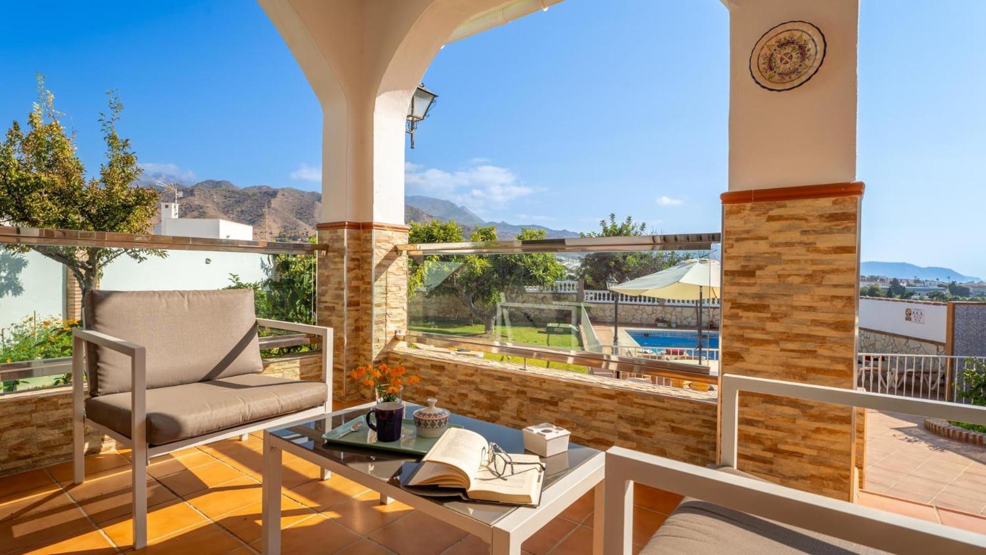 Villa Lola Casitas Select