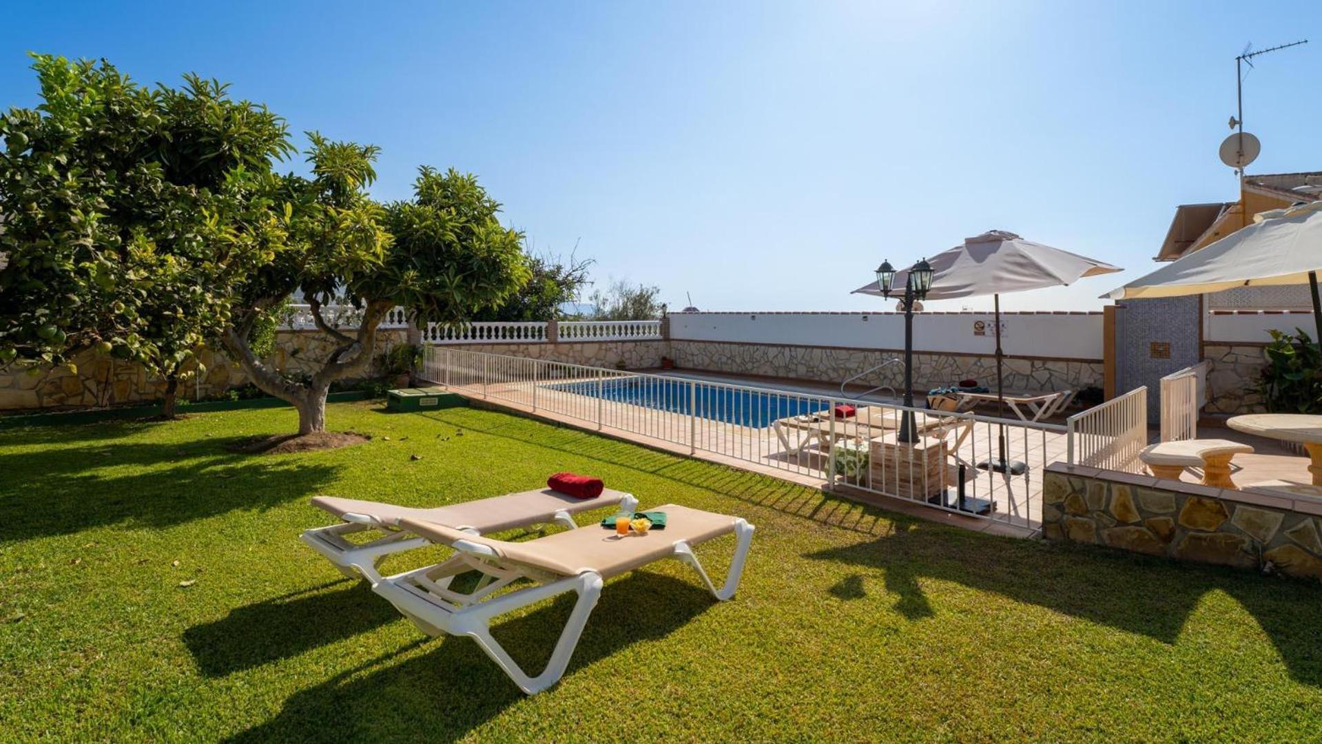 Villa Lola Casitas Select *
