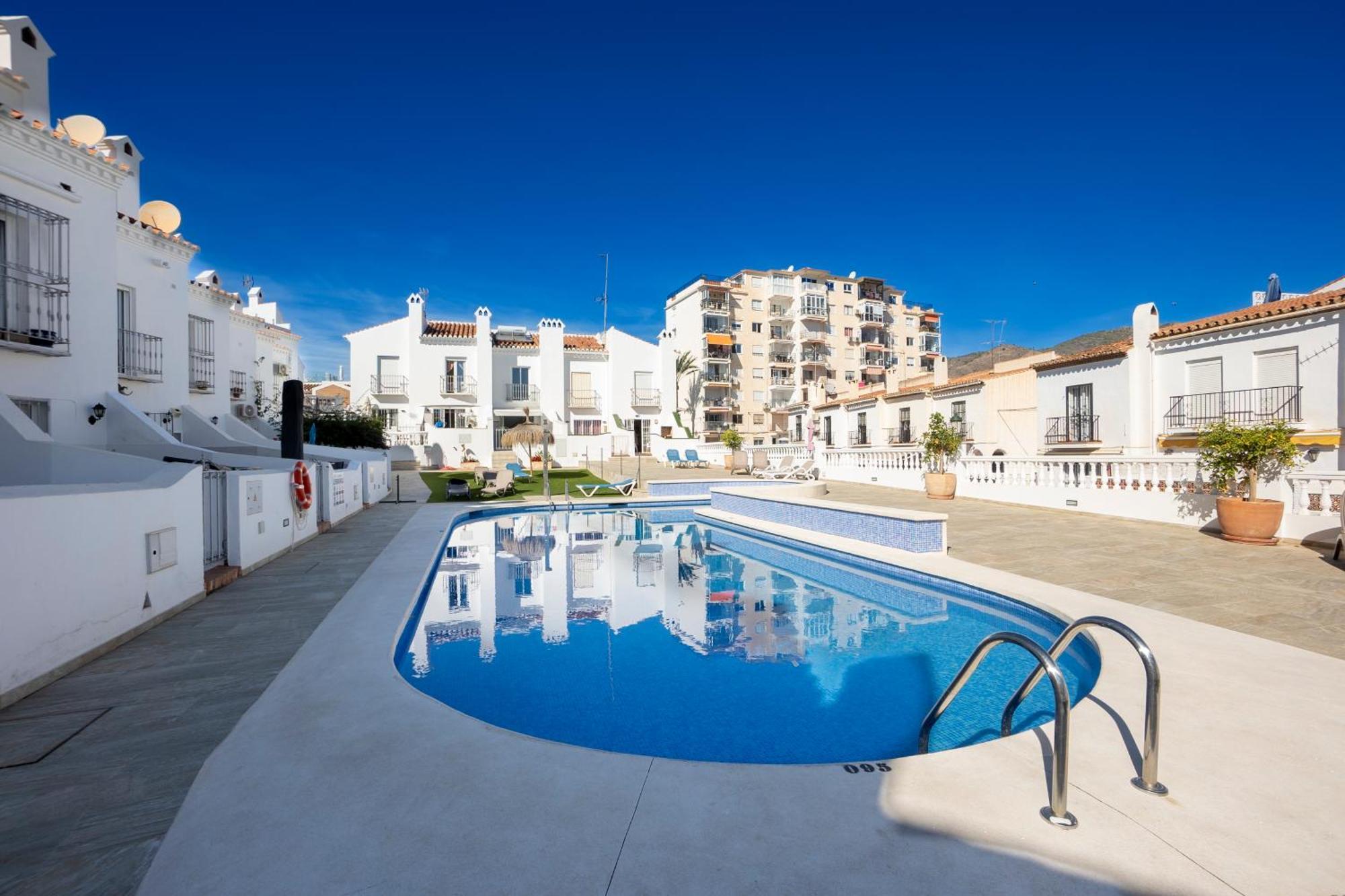 Bajamar I 9 Menyber Nerja