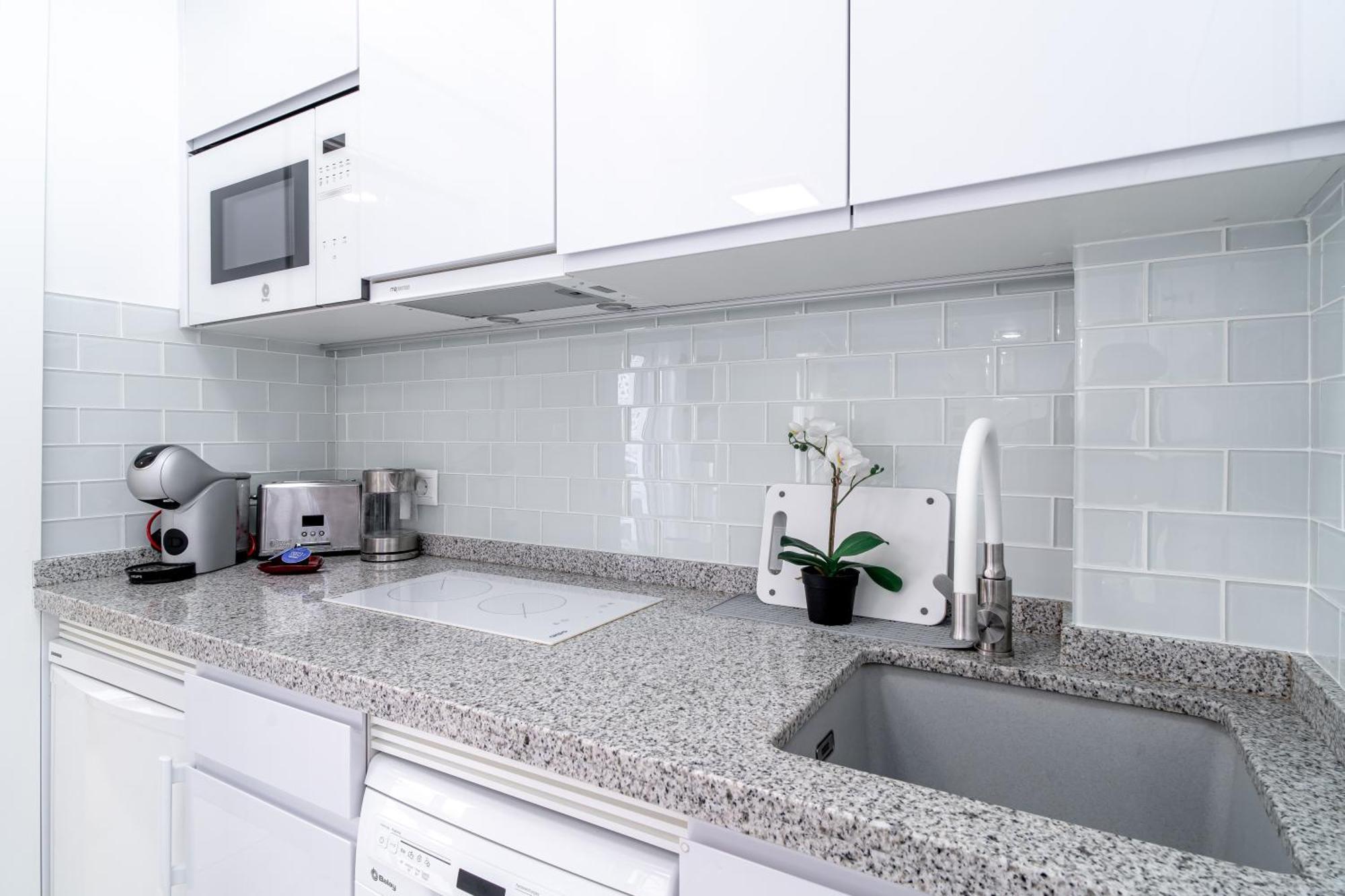 Silver Horizon Luxury Apartment *