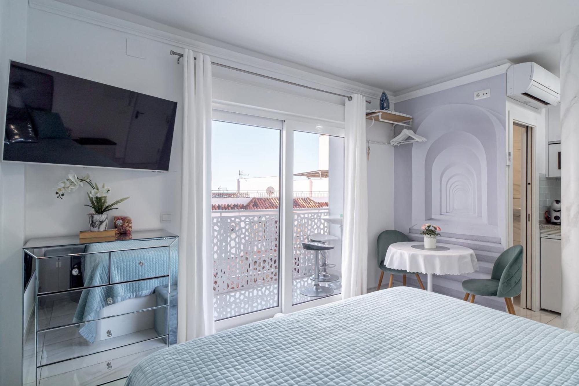 Silver Horizon Luxury Apartment *