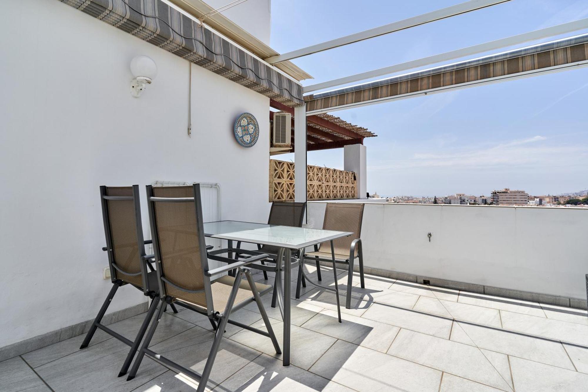 One Bedroom Penthouse Apartamento
