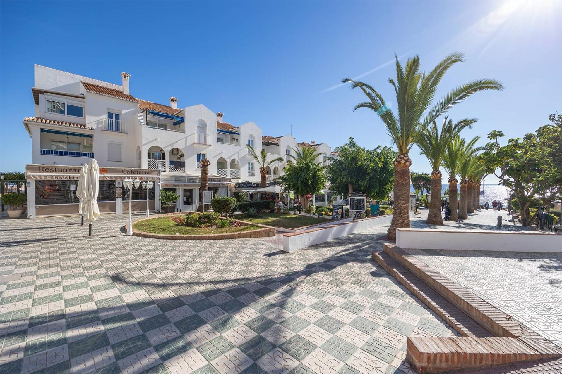 Fuentes De C1f Nerja