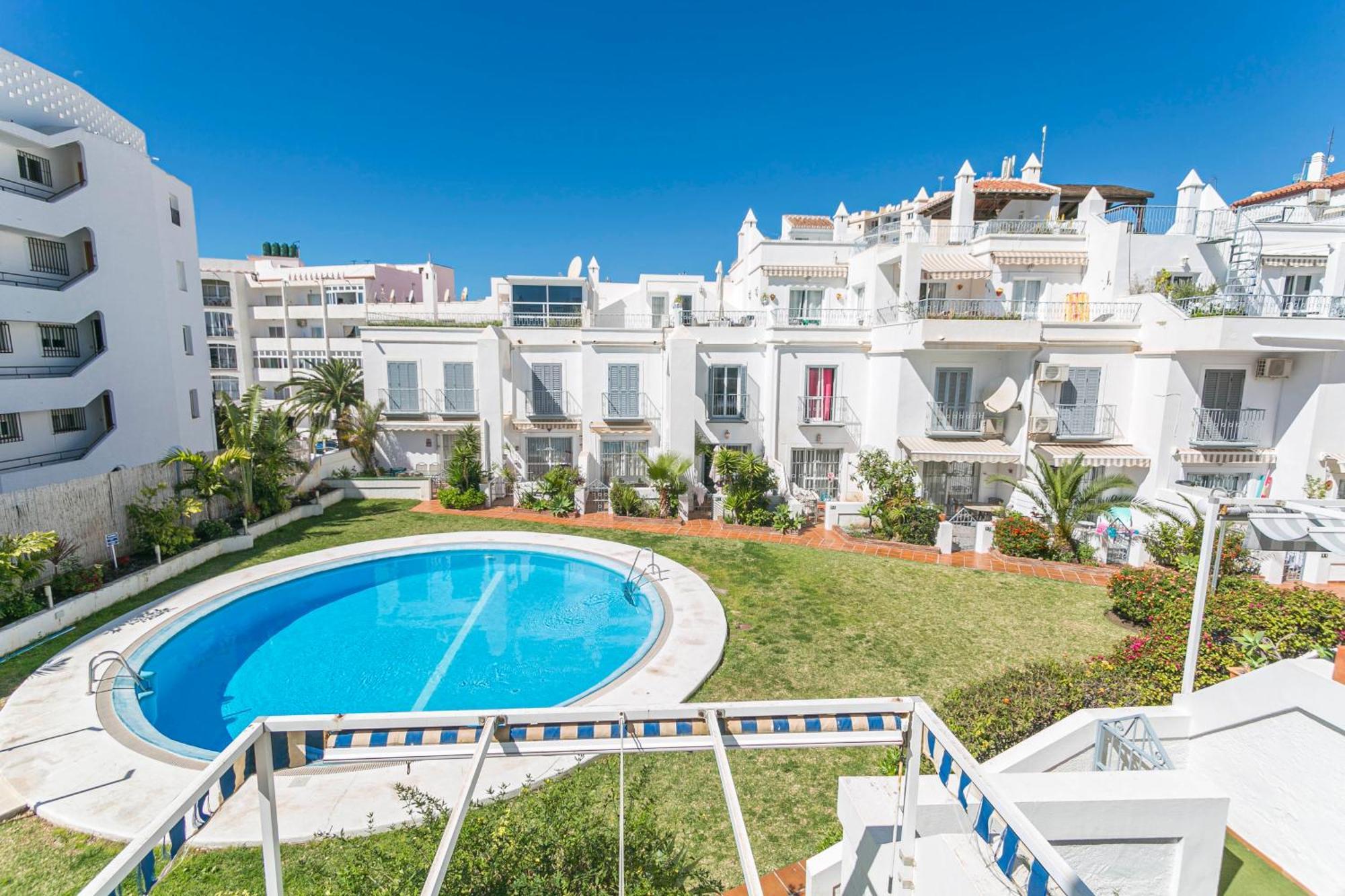 Casa de férias Canovas Nerja - Casa Adosada Con Piscina Los Huertos 3 *