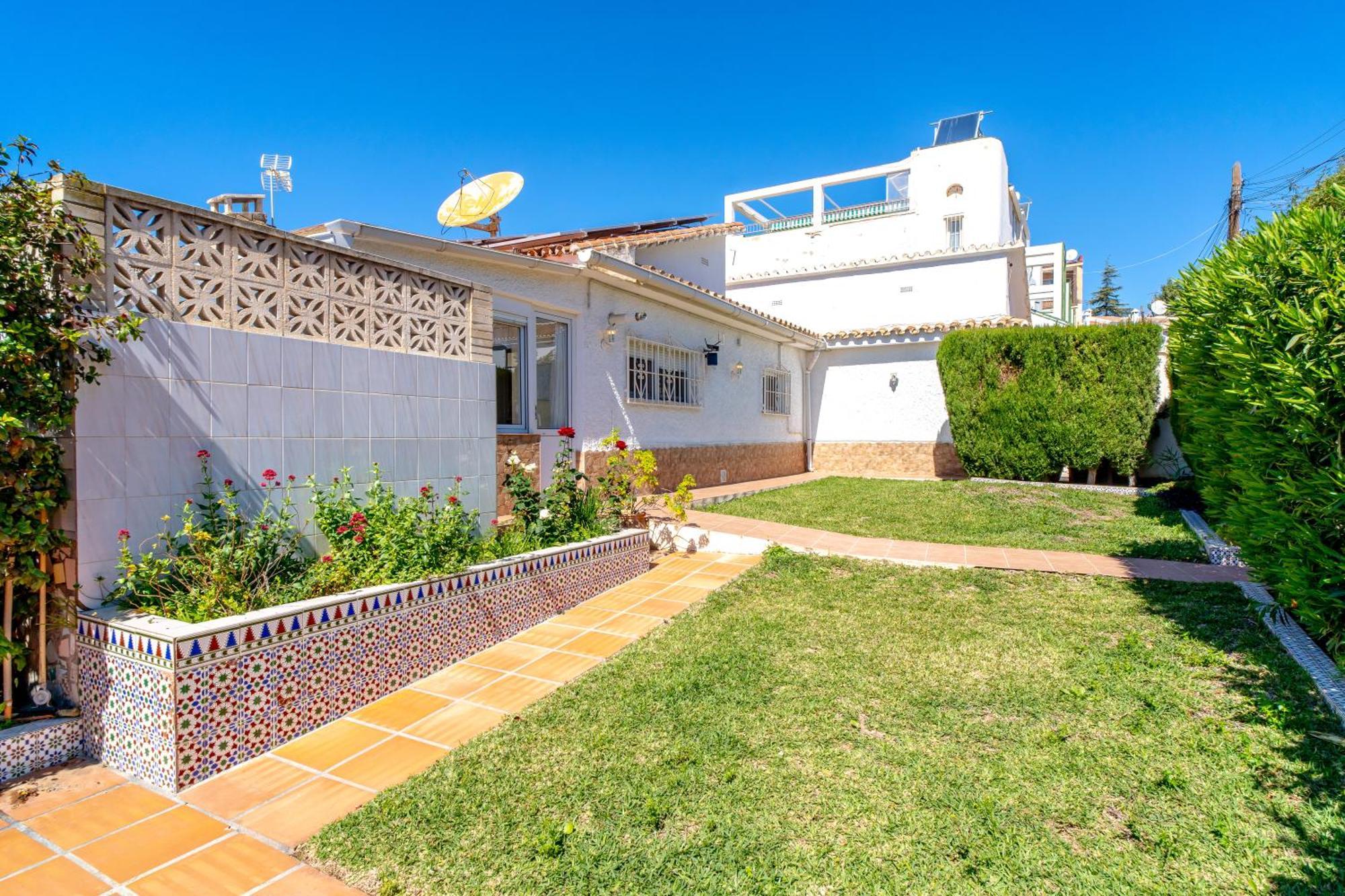 Sevilla Casasol Villa Nerja
