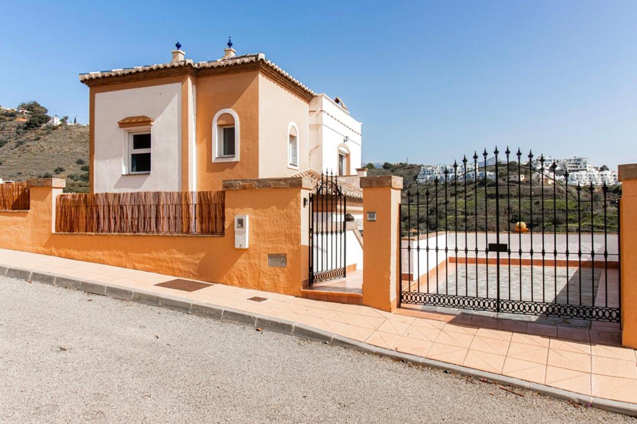 Tamango Hill, Nerja