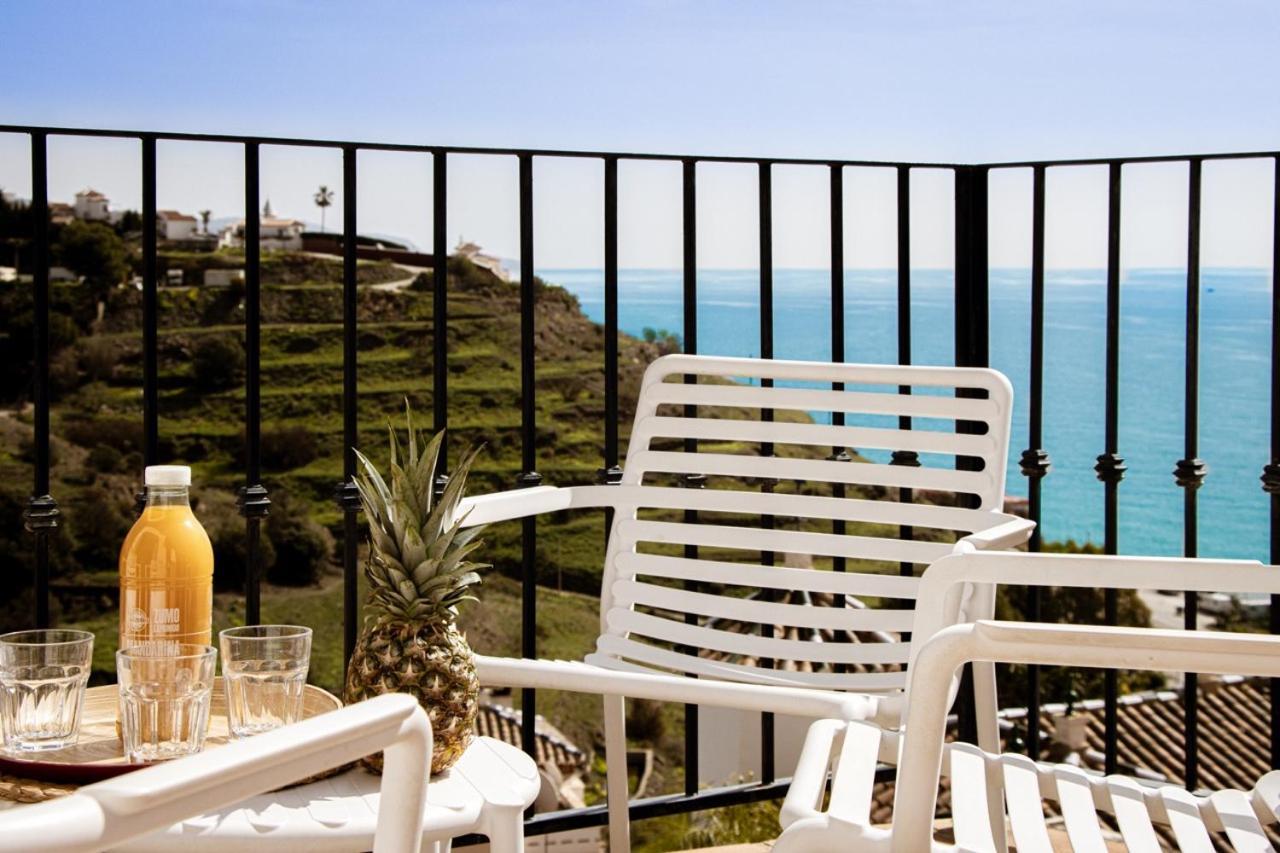 Tamango Hill, * Nerja