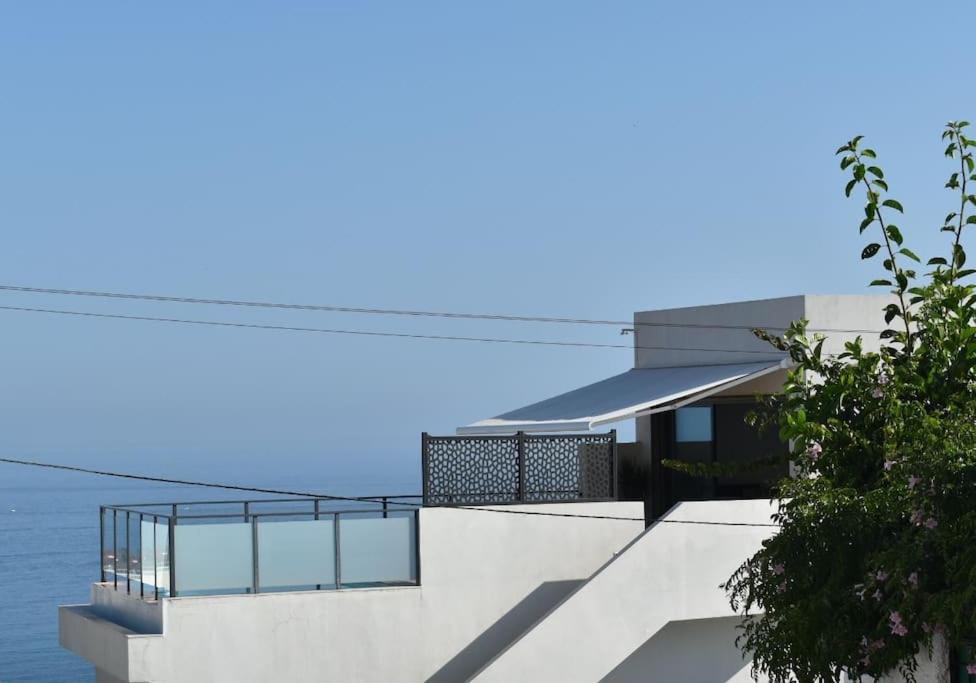 Villa Moderna Mediterranea *