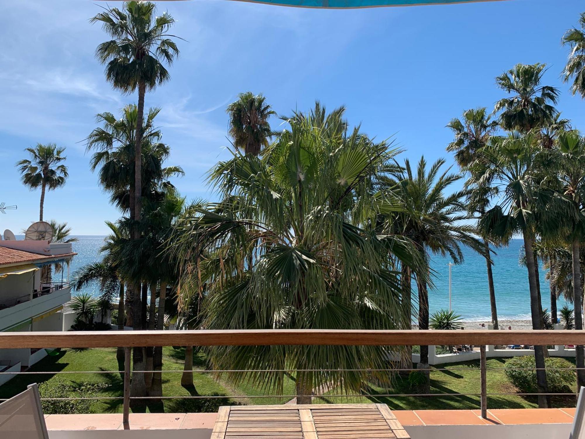 Playa Torrecilla Nerja