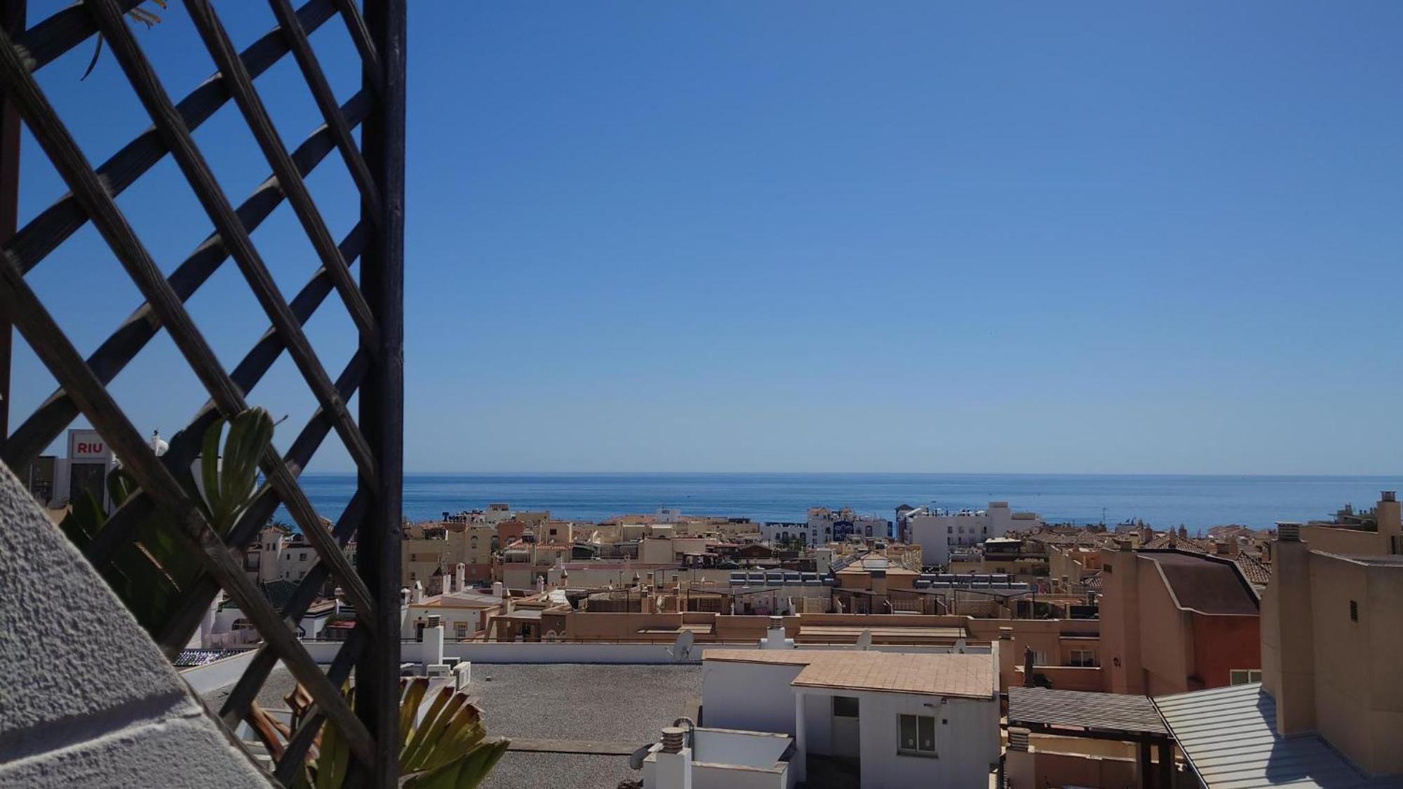 Carmen Millon - Private Roof Terrace With Jacuzzi & Bbq