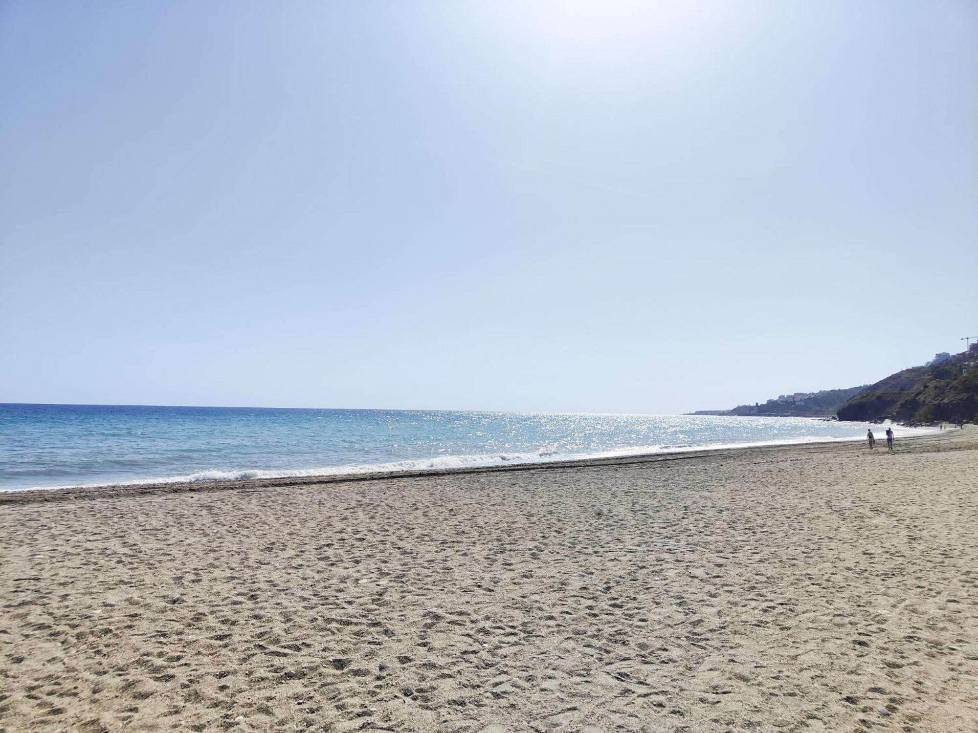Ap396 - Playazo Nerja