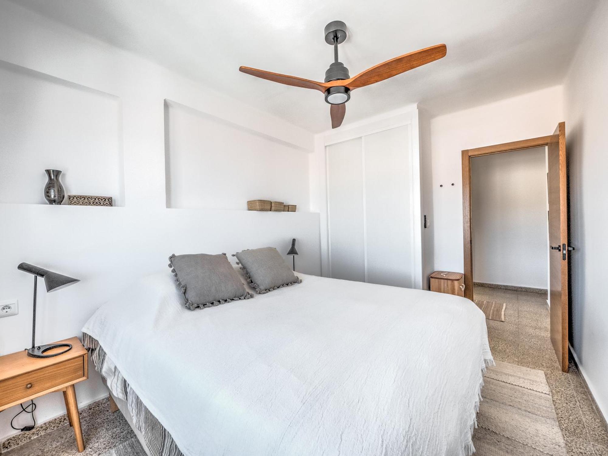 Penthouse With Rooftop Terrace In Torrecilla Apartamento
