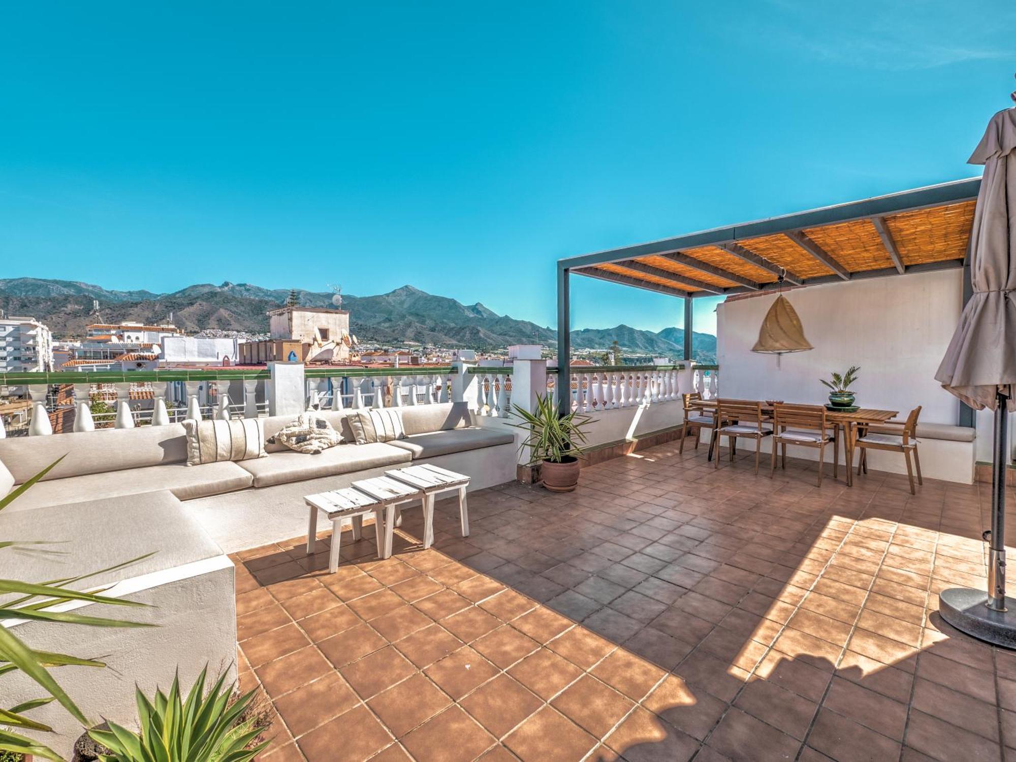 Penthouse With Rooftop Terrace In Torrecilla