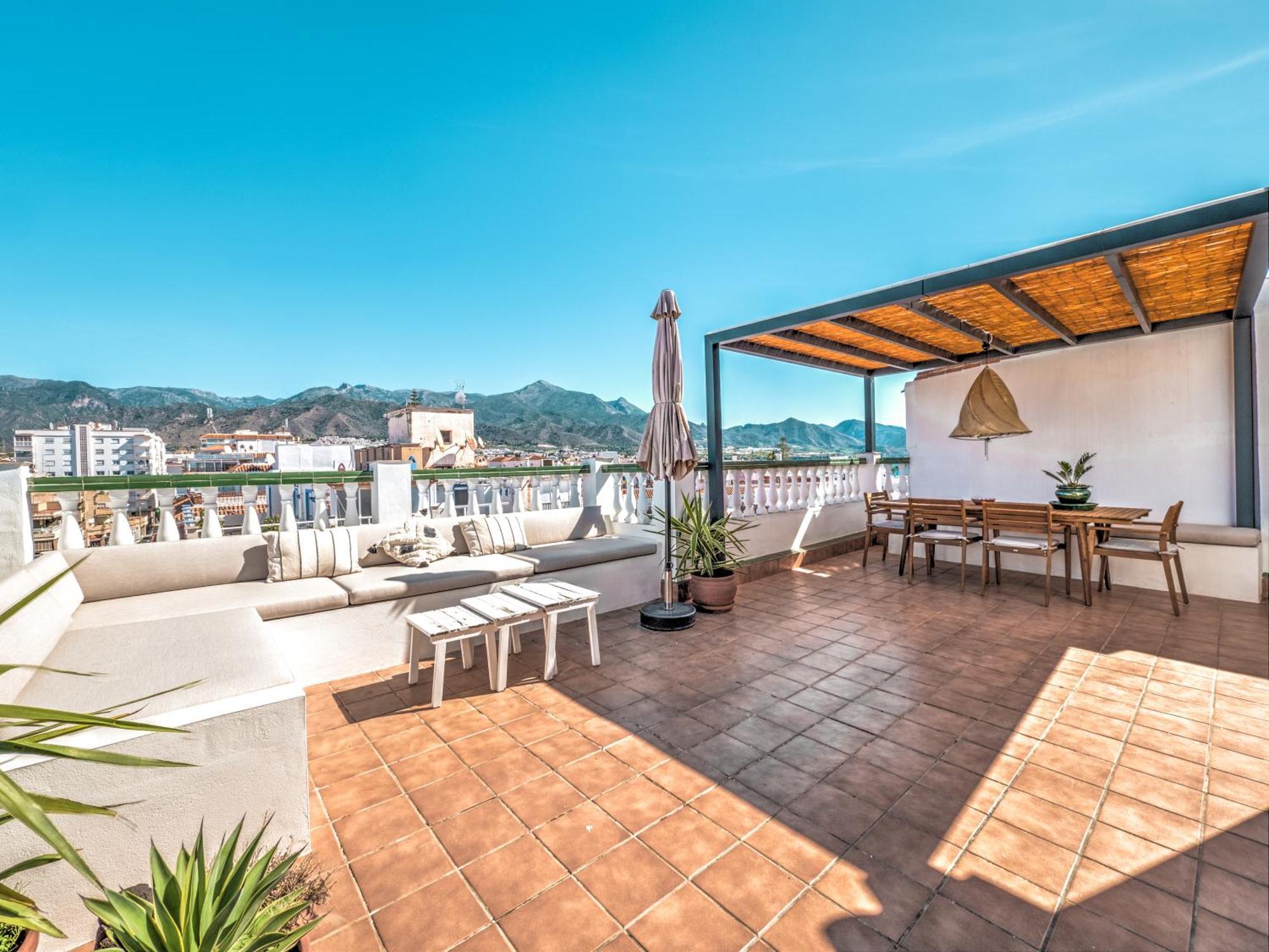 Penthouse With Rooftop Terrace In Torrecilla