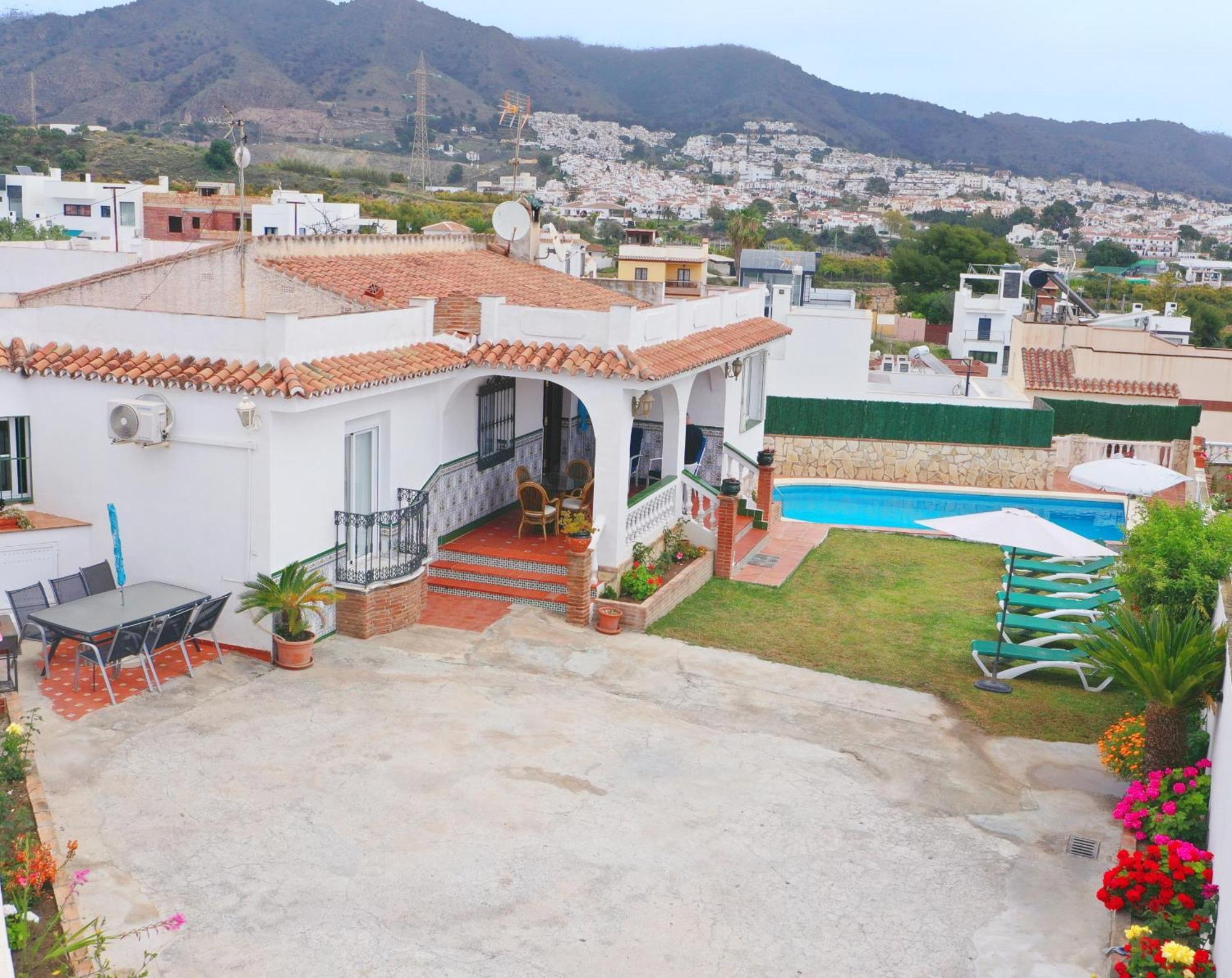 Jorge Spainsunrentals 1022 Villa Nerja