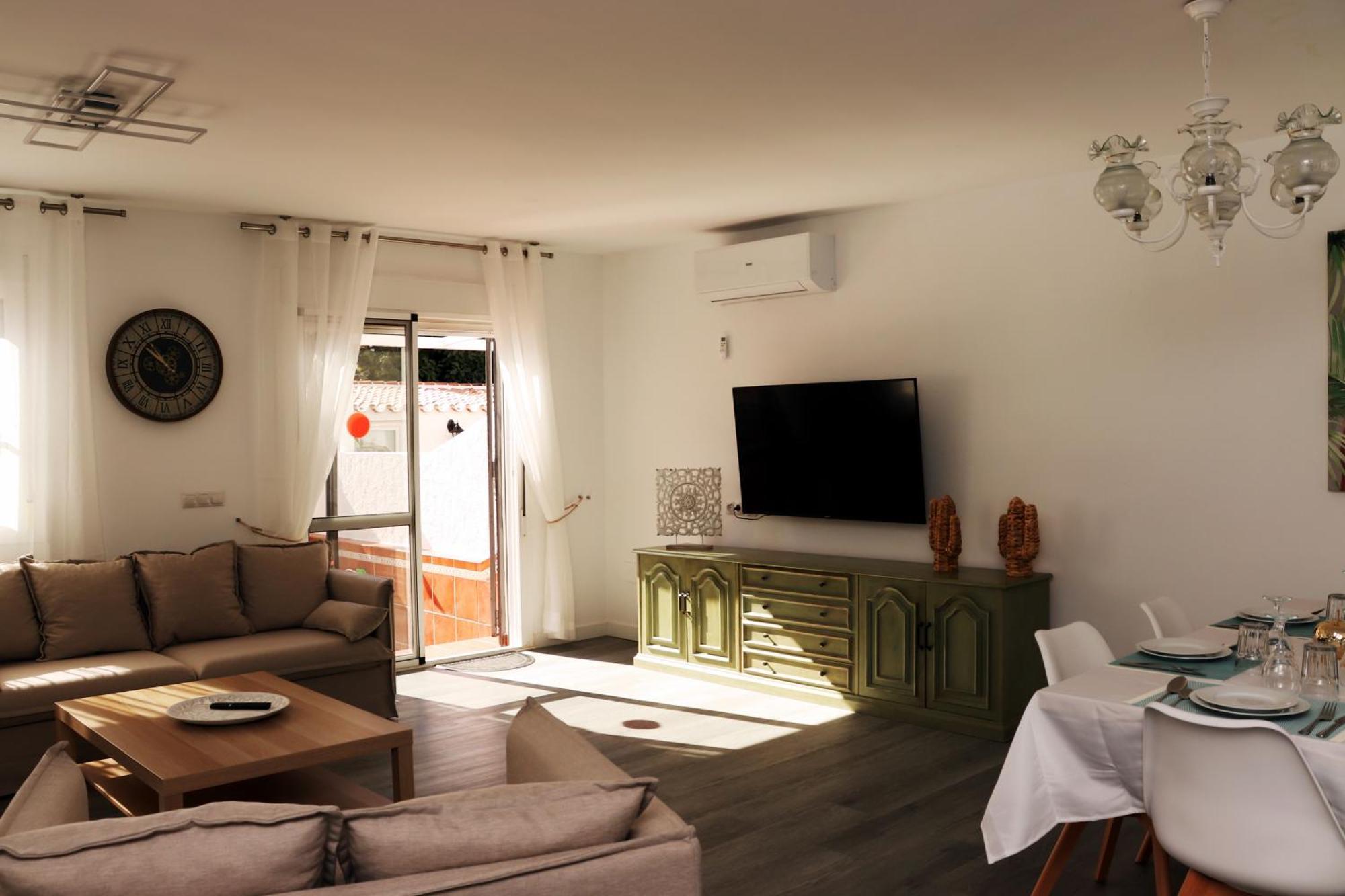 Holiday home Casa Zuloaga Holidays Piscina Y Playa Nerja